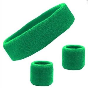 Kenz Laurenz green sweatband set NEW